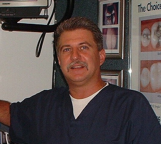 Robert E. Rosswog D.M.D.. P.C., Dentist - Pittsburgh PA